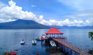 Pesona Wisata Alam Indah di Danau Ranau, Sumatera Selatan