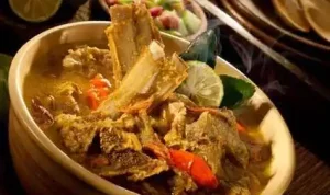 Makanan Khas Solo Tengkleng yang Lembut dan Juara di Lidah